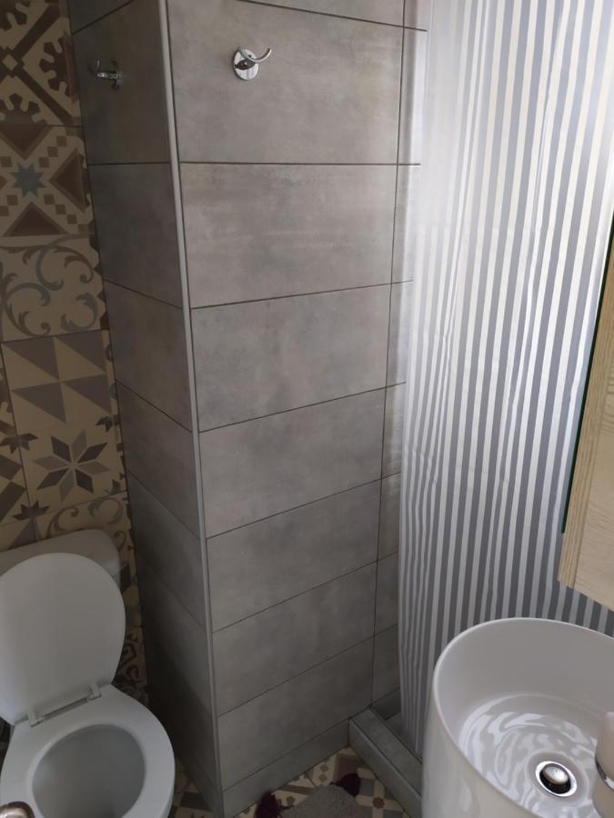 Nymphes Apartments เซเลียนิติกา ภายนอก รูปภาพ